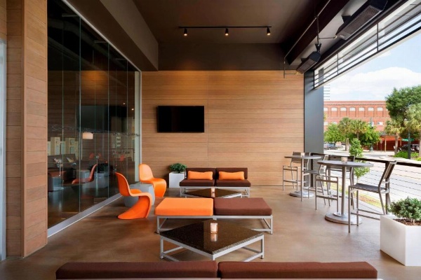 Aloft Columbia Downtown image 14
